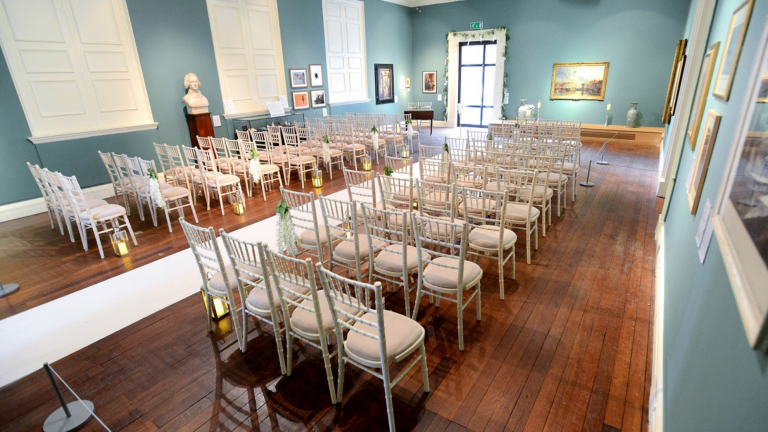 Couples invited to say ‘I do’ at Lincoln’s Usher Gallery