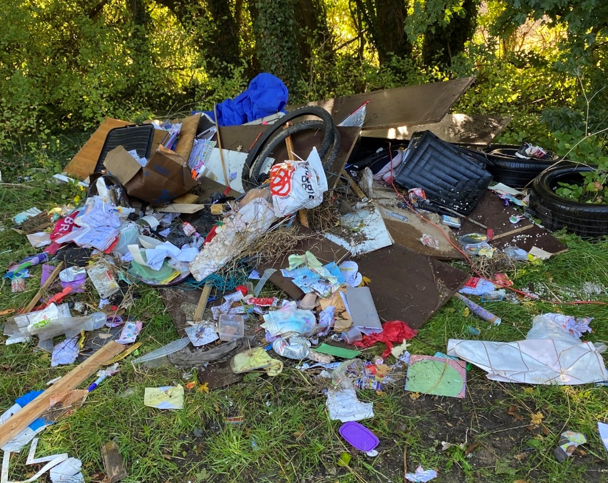 Stark warning to residents as illegal Fly Tipper served with £400 Fixed Penalty Notice