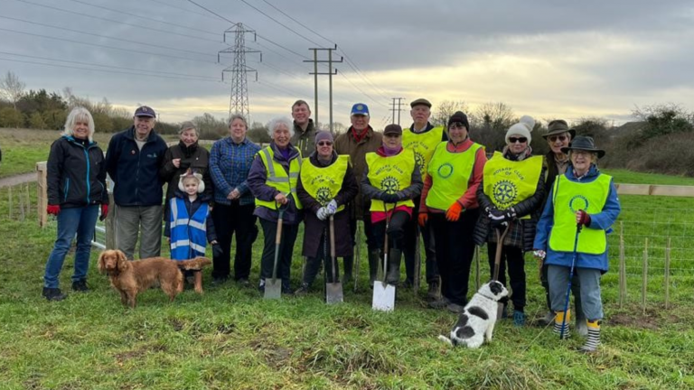 New hedgerow planted at Sleaford nature reserve