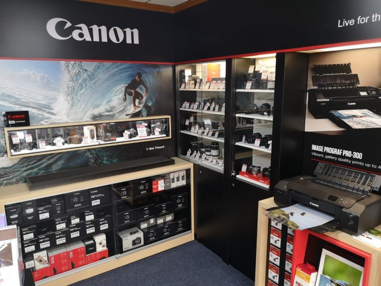 Canon supports Photo Specialists with Camera Store Week