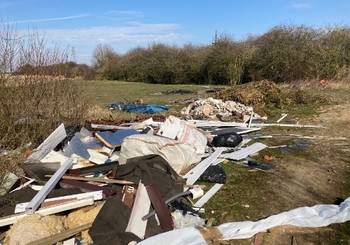 Partnership working gets large fly-tip cleared between Spalding and Cowbit