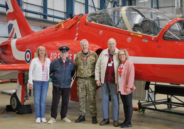 Red Arrows ‘Make a Wish’ at Neale Court