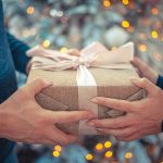 gift-4669449_640