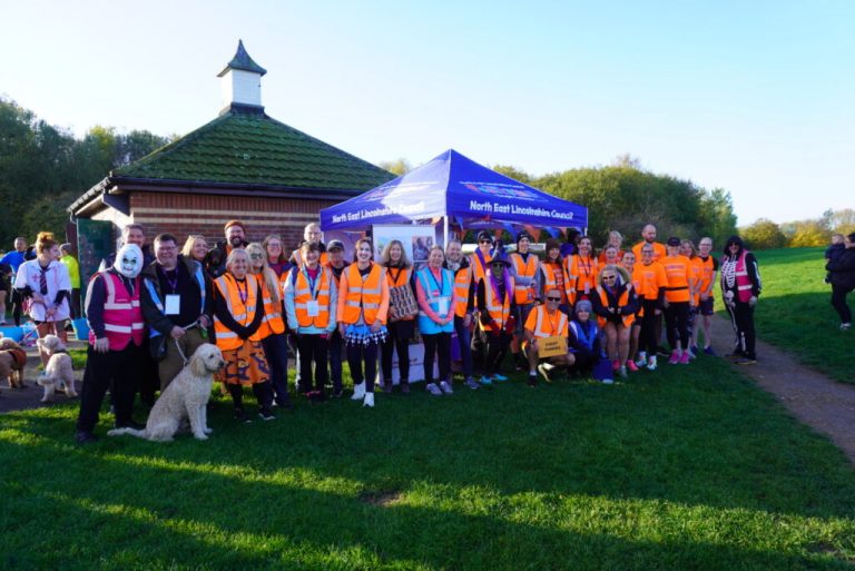 Cleethorpes run celebrates fostering in a burst of orange