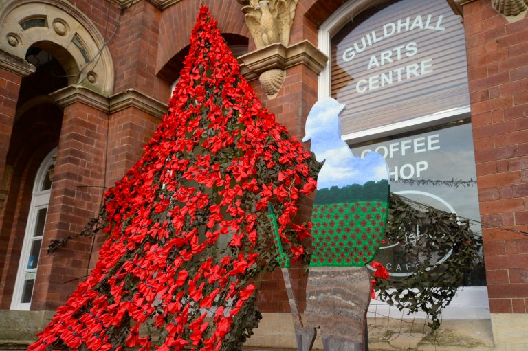 Poppy display returns to brighten Grantham’s Remembrance events